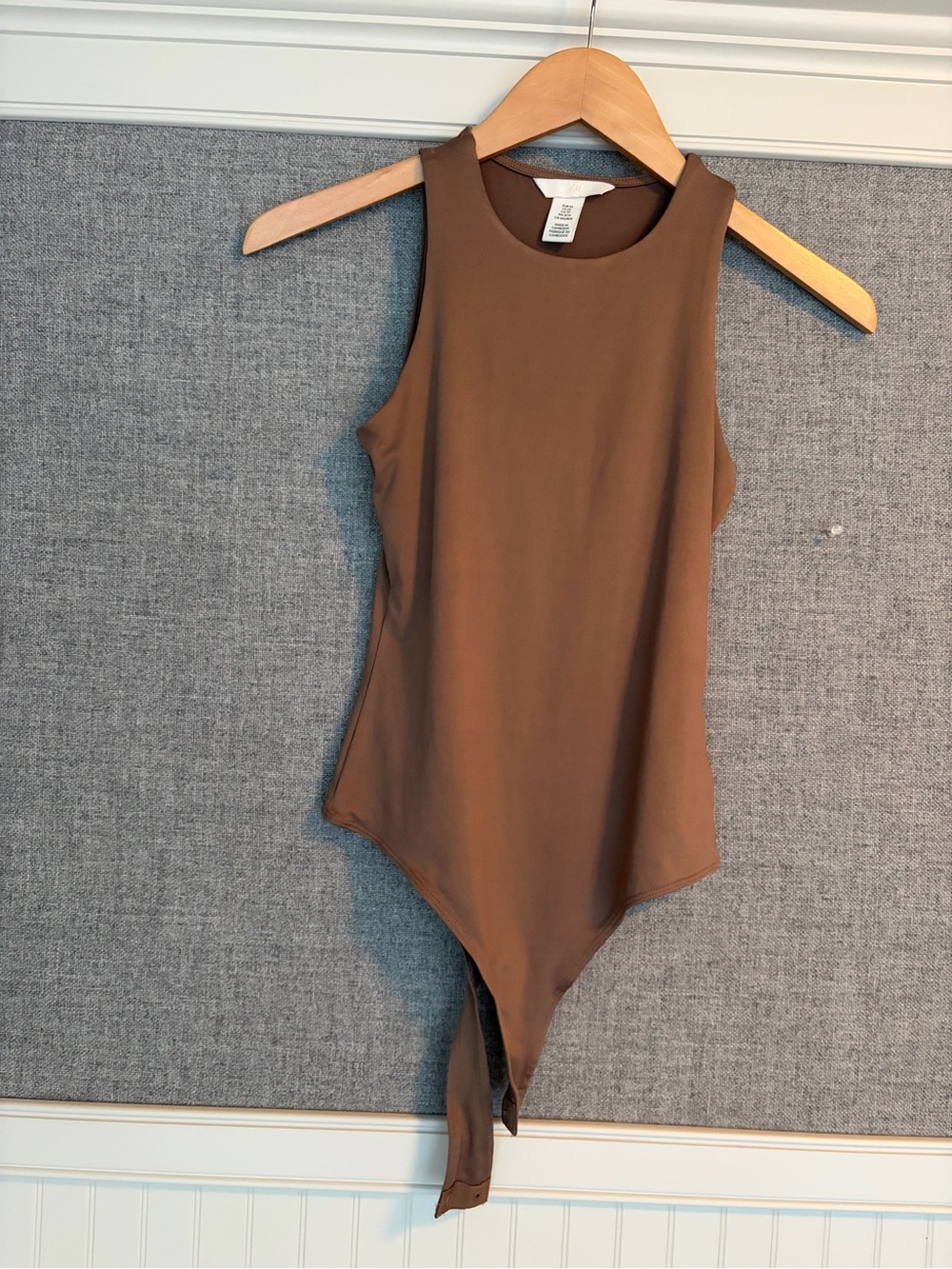 H&M Brown Sleeveless Crew Neck Bodysuit